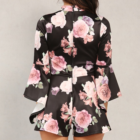 Nwt Romper - Picture 3 of 5